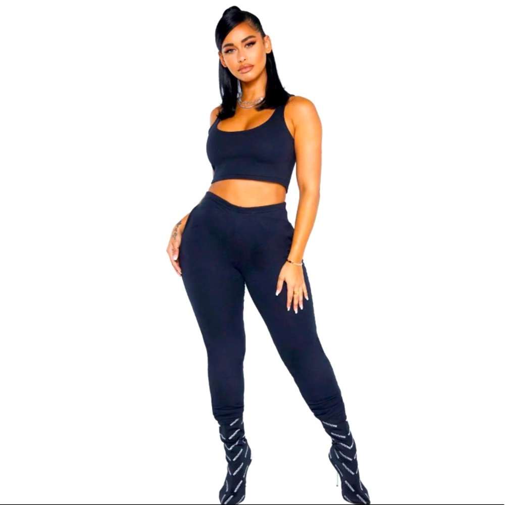 PLT skinny jogger NWT